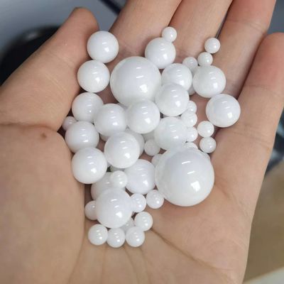 ZrO2 Y2O3 Zirconia Ceramic Balls For Grinding Machine 94.6 % 5.2%