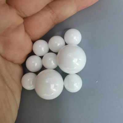 ZrO2 Y2O3 Zirconia Ceramic Balls For Grinding Machine 94.6 % 5.2%