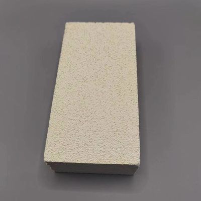 Light Weight Mullite Kiln Refractory Bricks Heat Insulating 1500C Low Hardness Low Density