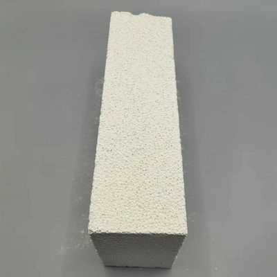 Light Weight Mullite Kiln Refractory Bricks Heat Insulating 1500C Low Hardness Low Density